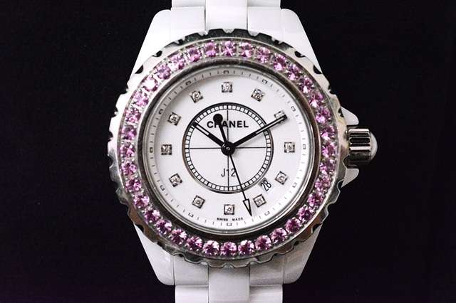 【大阪難波】シャネル J12 H2010 ピンクサファイアベゼルを買取致しました